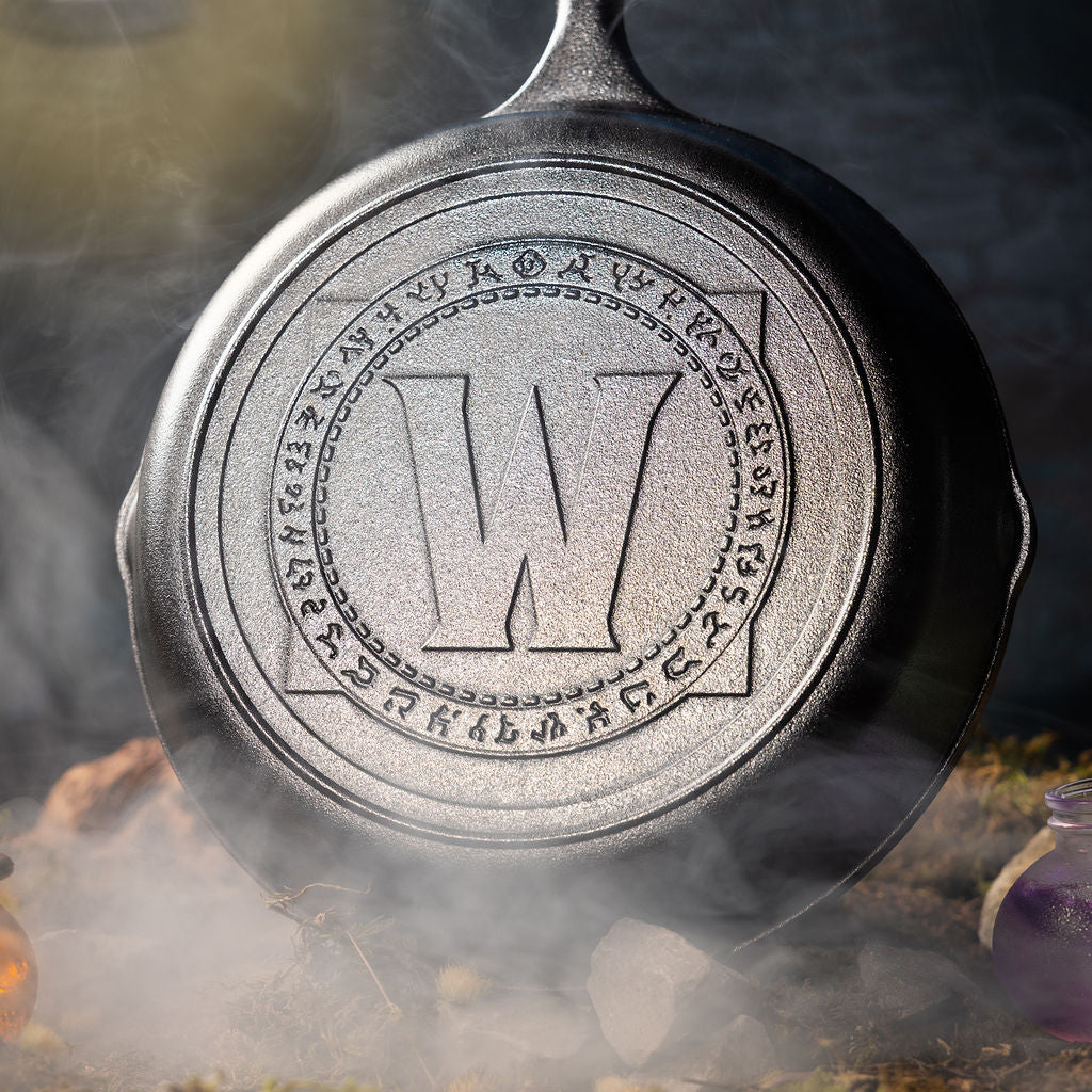 10.25 Inch Seasoned Cast Iron World of Warcraft Skillet - Image 3